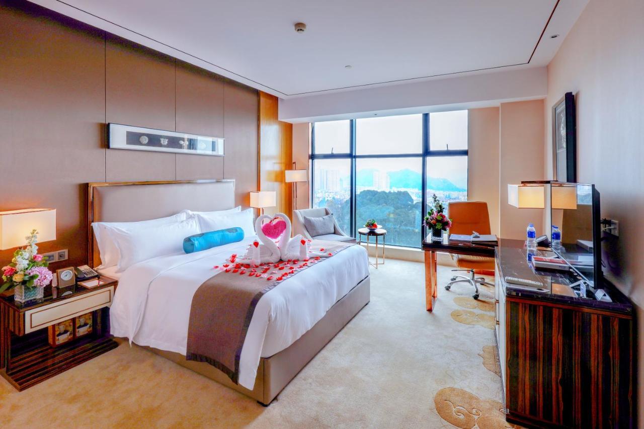 Argyle Grand Hotel Xingyi  Exterior foto
