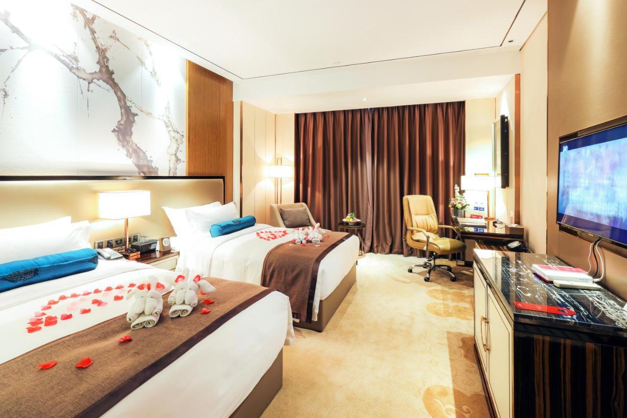 Argyle Grand Hotel Xingyi  Exterior foto